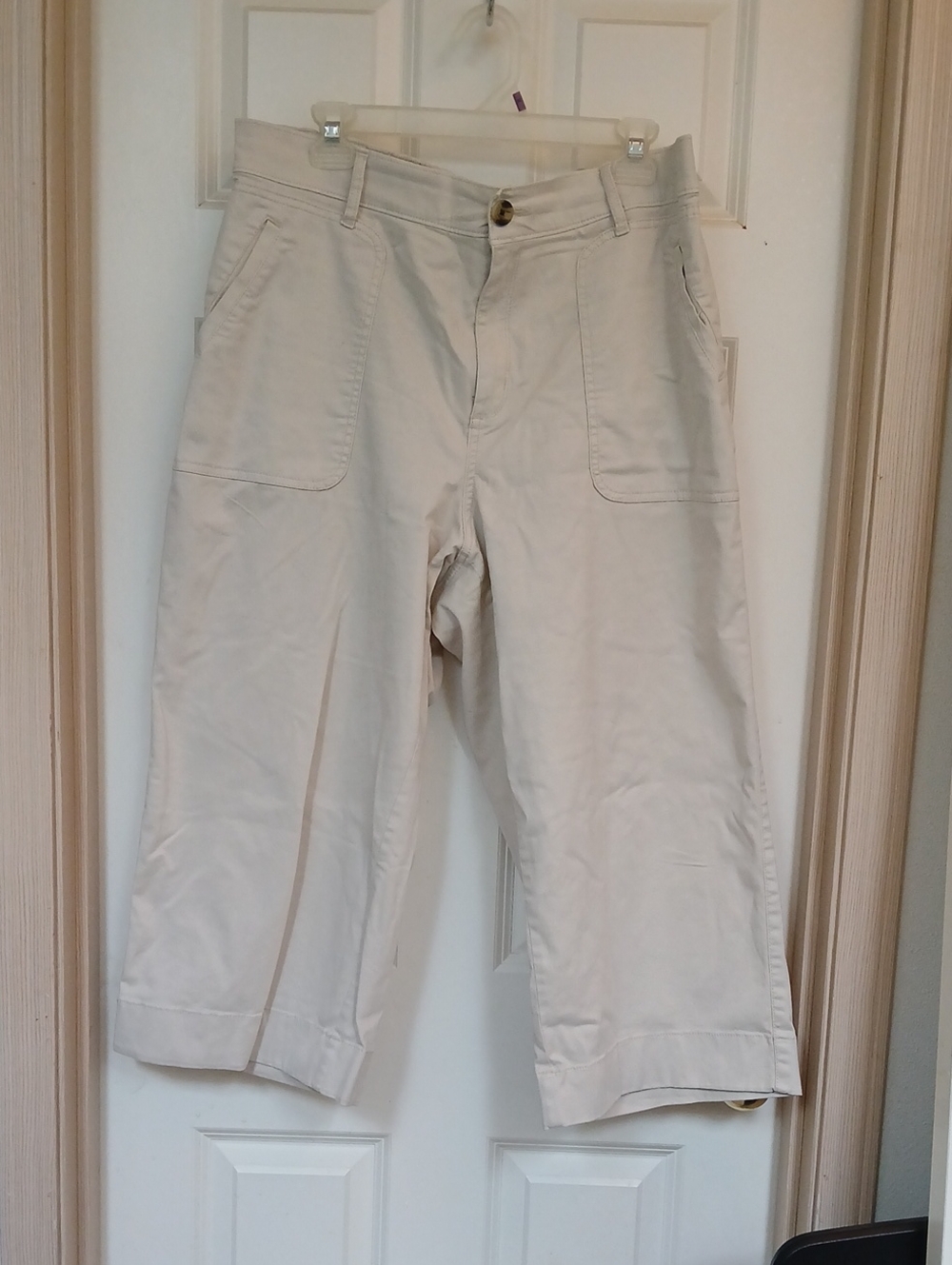 Sonoma Cream Wide-Leg Cropped Capris